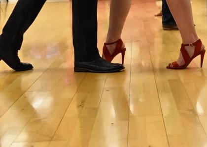 Valentine's Day dance classes for adults in Memphis, Germantown, Cordova and Collierville, TN.